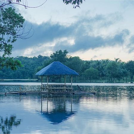 Almost Heaven Lake Resort By Cocotel Cavinti Экстерьер фото