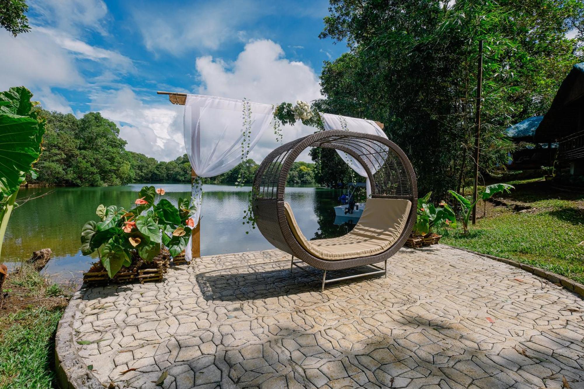 Almost Heaven Lake Resort By Cocotel Cavinti Экстерьер фото